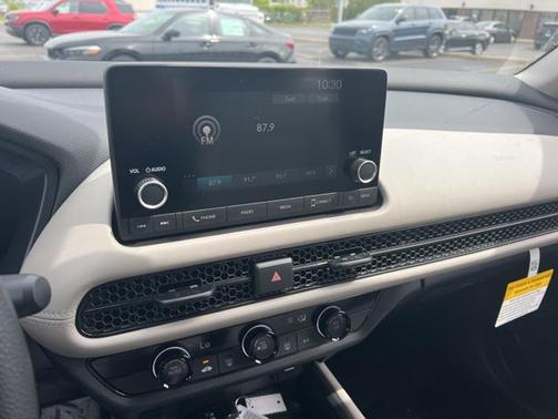 2025 Honda HR-V LX