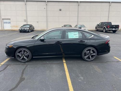 2025 Honda Accord Hybrid Base