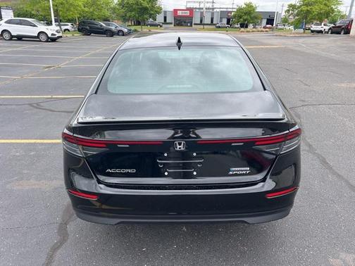 2025 Honda Accord Hybrid Base