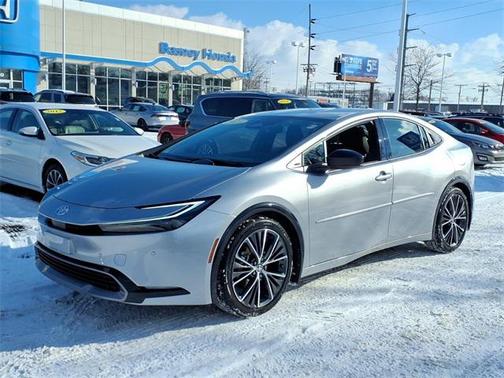 2023 Toyota Prius XLE