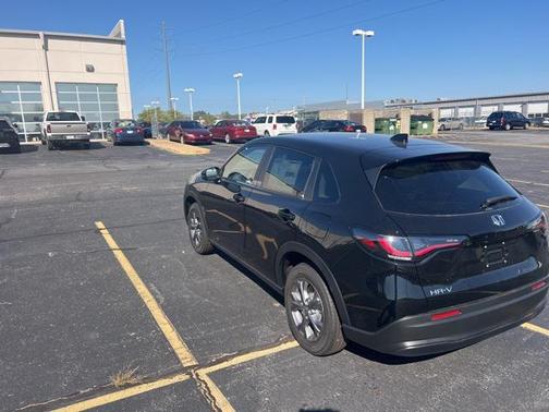 2026 Honda HR-V LX