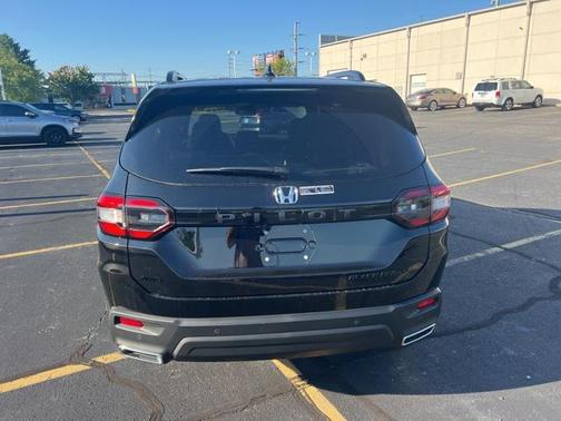2025 Honda Pilot Black Edition