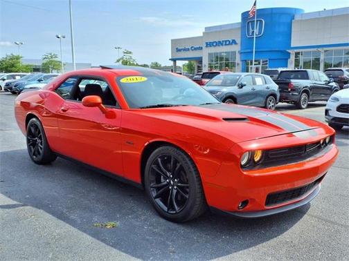 2017 Dodge Challenger R/T
