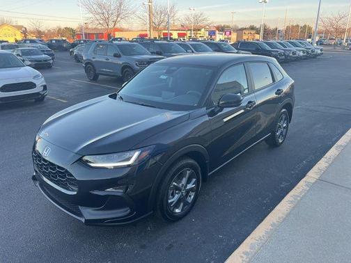 Crystal Black Pearl 2026 Honda HR-V LX