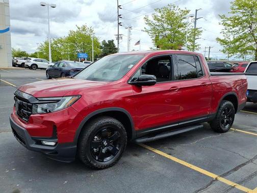 Radiant Red Metallic II 2024 Honda Ridgeline Black
