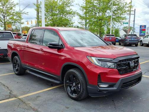 Radiant Red Metallic II 2024 Honda Ridgeline Black
