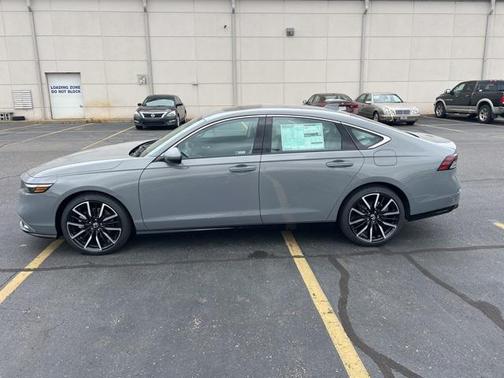 2025 Honda Accord Hybrid Touring
