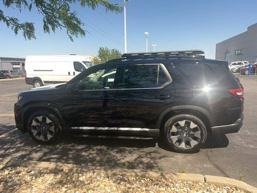Crystal Black Pearl 2026 Honda Pilot Elite