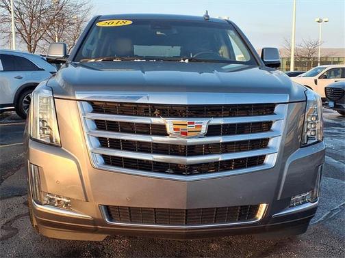 2018 Cadillac Escalade Luxury
