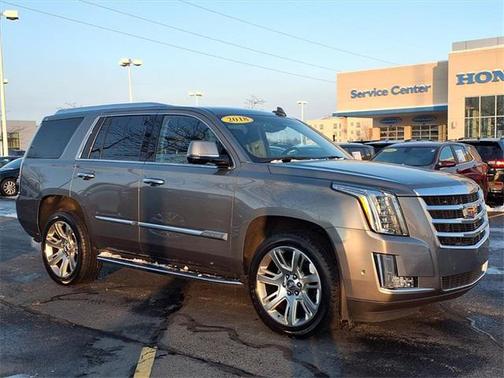 2018 Cadillac Escalade Luxury