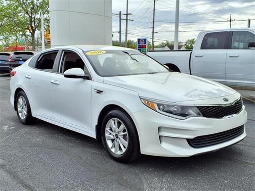 2016 Kia Optima LX