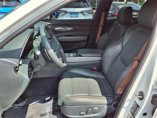 2022 Genesis GV70 2.5T AWD