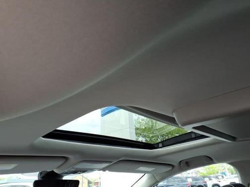Platinum White Pearl 2026 Honda Odyssey Elite