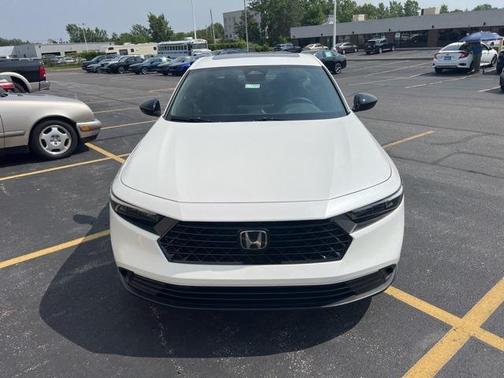2025 Honda Accord Hybrid Base