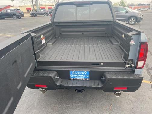 2025 Honda Ridgeline Black