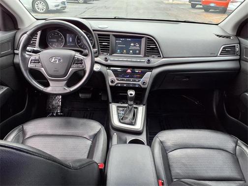 2017 Hyundai ELANTRA Limited
