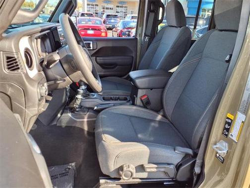 2025 Jeep Gladiator Nighthawk