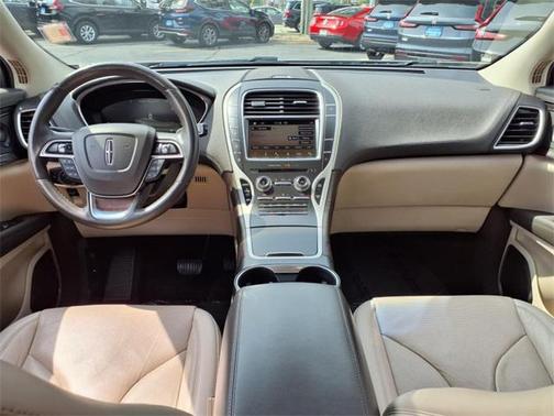 2019 Lincoln Nautilus Reserve