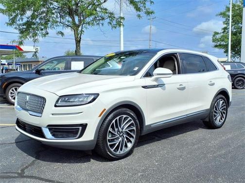 2019 Lincoln Nautilus Reserve