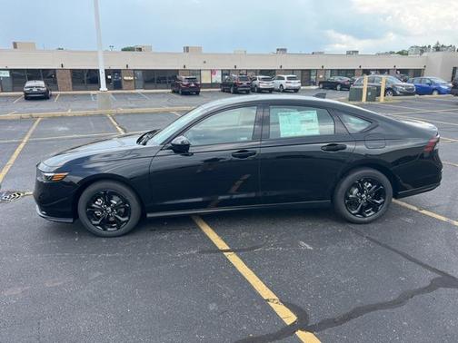 2025 Honda Accord Sport SE 1.5T
