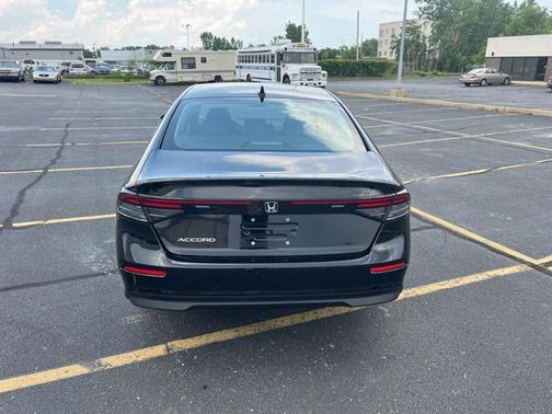 2025 Honda Accord Sport SE 1.5T