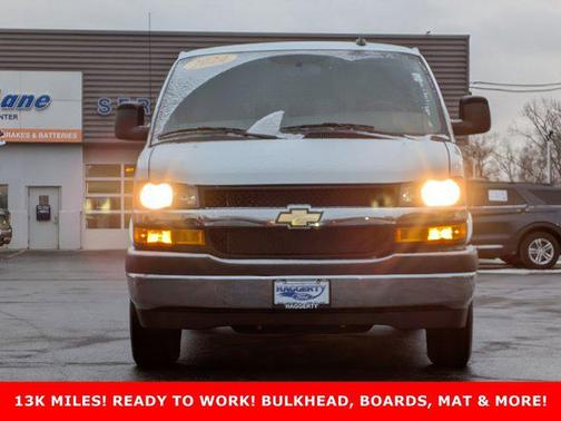 2024 Chevrolet Express 2500 RWD 2500 Regular Wheelbase WT
