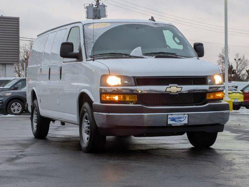 2024 Chevrolet Express 2500 RWD 2500 Regular Wheelbase WT