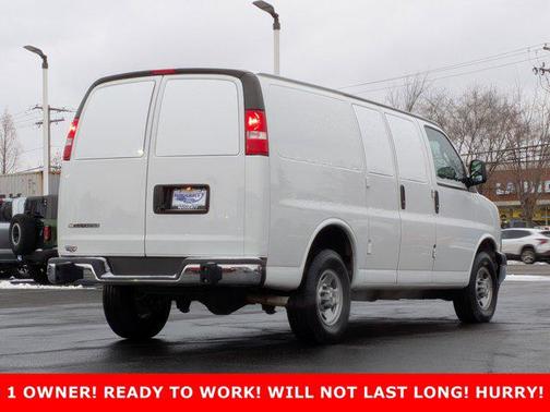 2024 Chevrolet Express 2500 RWD 2500 Regular Wheelbase WT