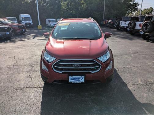 Ruby Red Metallic Tinted Clearcoat 2020 Ford EcoSport SE