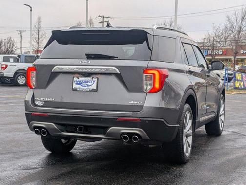 2022 Ford Explorer Platinum