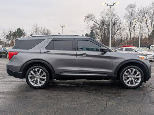 2022 Ford Explorer Platinum