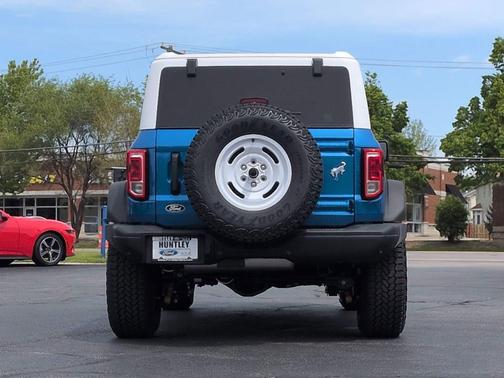 Velocity Blue Metallic 2026 Ford Bronco Heritage Edition