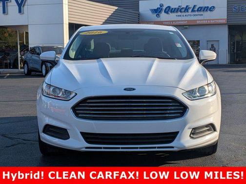 2016 Ford Fusion Hybrid S