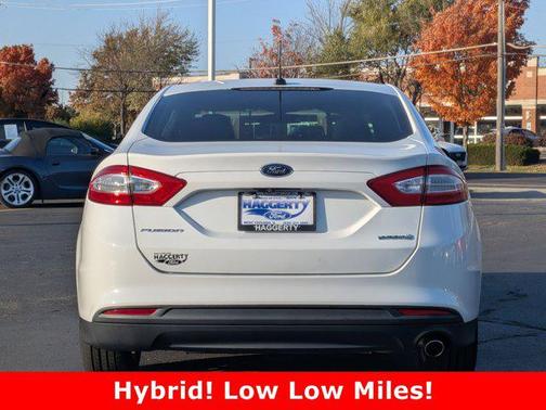 2016 Ford Fusion Hybrid S