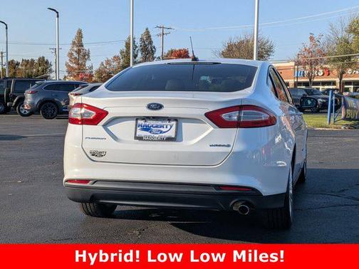 2016 Ford Fusion Hybrid S