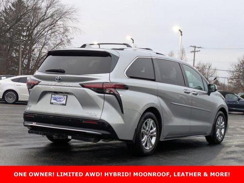 2021 Toyota Sienna Platinum
