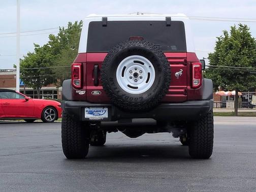 RUBY RED MET TNTD CLEARCOAT 2026 Ford Bronco Heritage Edition