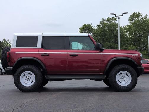 RUBY RED MET TNTD CLEARCOAT 2026 Ford Bronco Heritage Edition