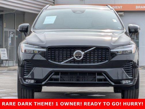 2023 Volvo XC60 B6 Ultimate Dark Theme