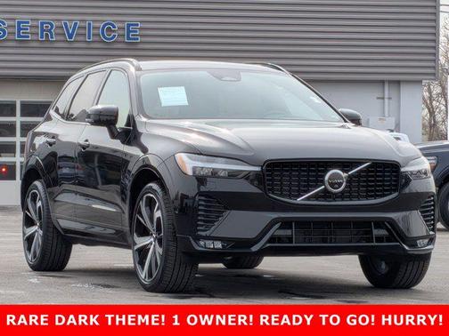 2023 Volvo XC60 B6 Ultimate Dark Theme