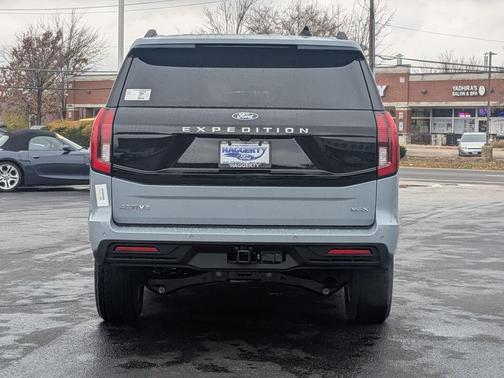 2025 Ford Expedition Max Active 4x4