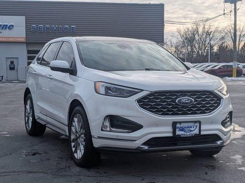 2023 Ford Edge Titanium