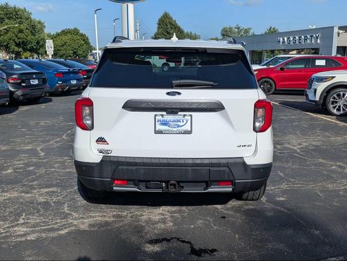 Star White Metallic Tri-Coat 2023 Ford Explorer Timberline