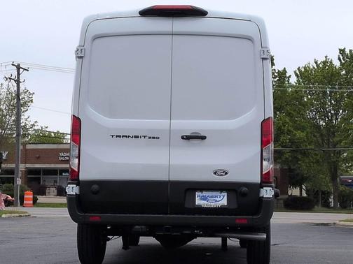 Oxford White 2026 Ford Transit-250 Base