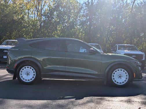 2024 Ford Mustang Mach-E GT