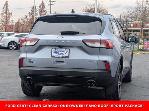 2022 Ford Escape SE