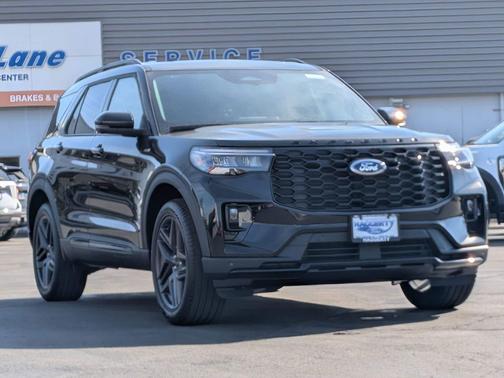 Agate Black Metallic 2026 Ford Explorer ST-Line