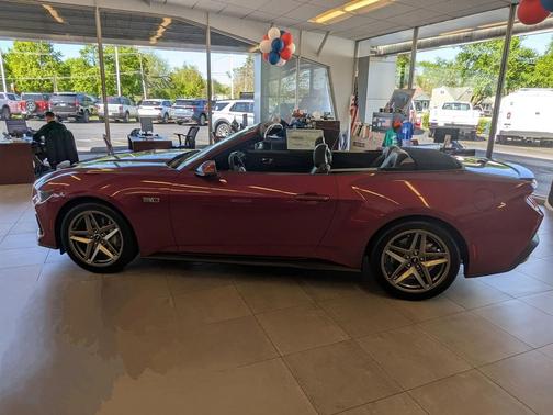 2025 Ford Mustang GT Premium