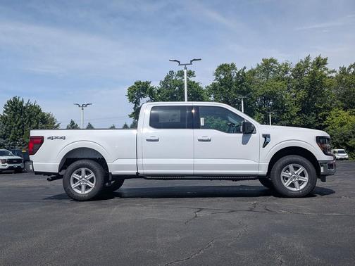 OXFORD WHITE 2026 Ford F-150 XLT