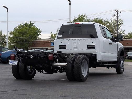 OXFORD WHITE 2026 Ford F-450 XL